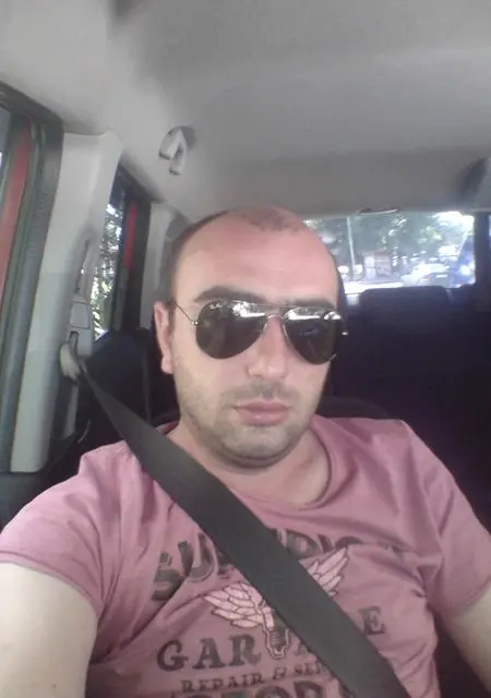 Я Attt, 42, знакомлюсь без обязательств в Тбилиси