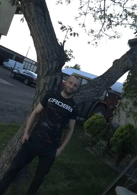 Krzysztof из Познани, ищу на сайте постоянные отношения