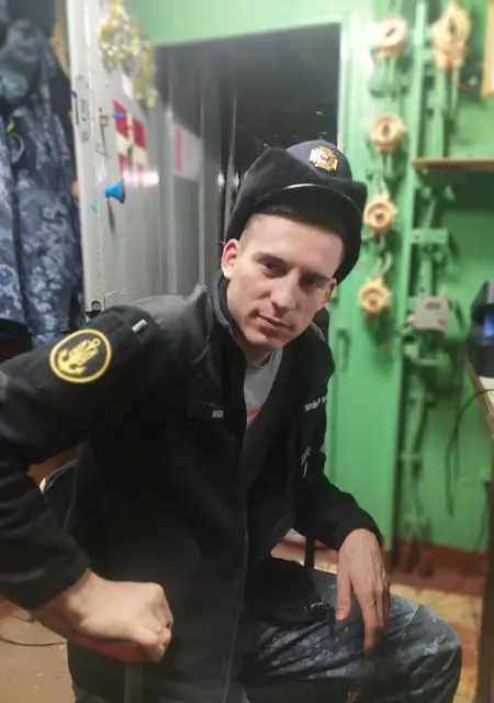 Я Владислав, 28, из Одессы, ищу знакомства на одну ночь