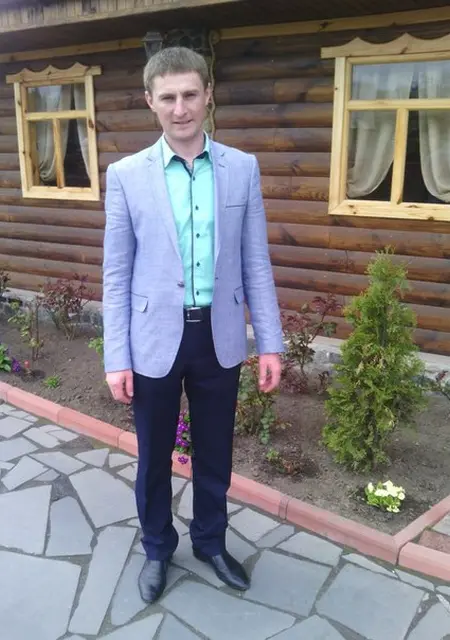 Я Роман, 40, из Полонного, ищу знакомство для приятного времяпровождения