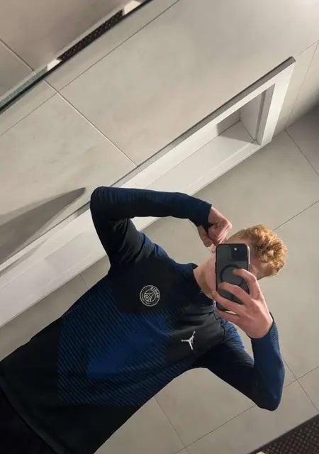 Я Kewin, 30, из Варшавы, ищу знакомство для постоянных отношений