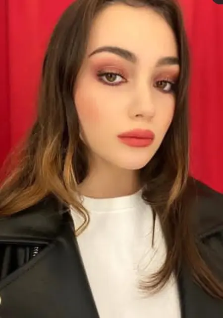 Я Алина, 24, знакомлюсь в Харькове