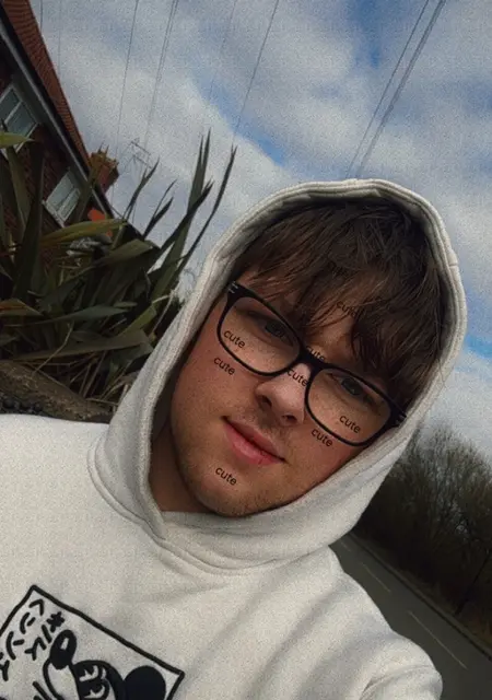 Brandon from Doncaster, looking for friendship