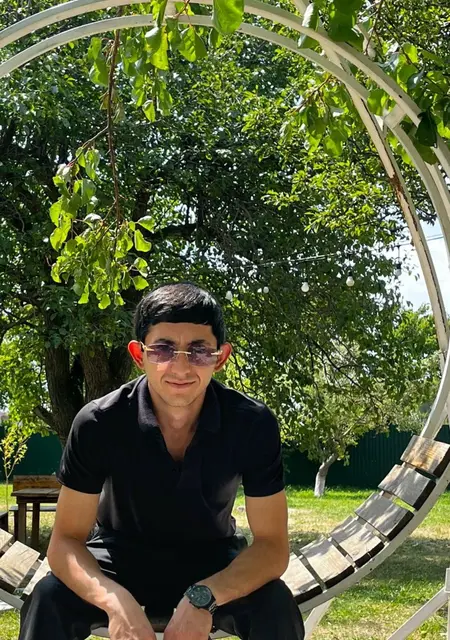 Я Artur, 23, знакомлюсь для приятного времяпровождения в Ереване