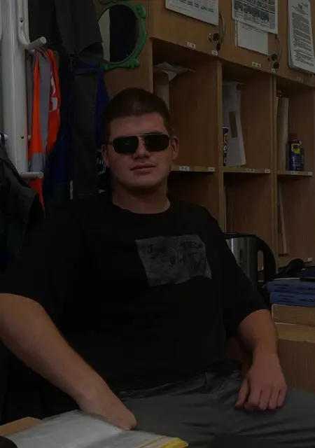 Я Дмитрий, 20, знакомлюсь без обязательств в Пазарджике
