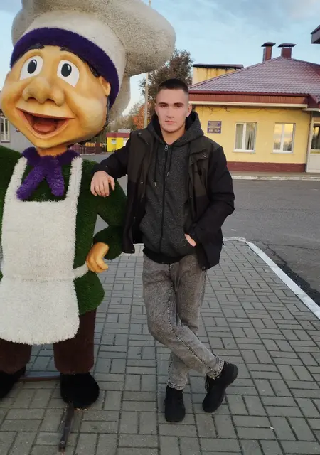 Александр из Бобруйска, ищу на сайте знакомства на одну ночь