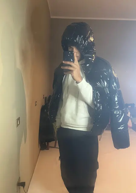 Я Moustafa, 20, из Рима, ищу знакомства без обязательств