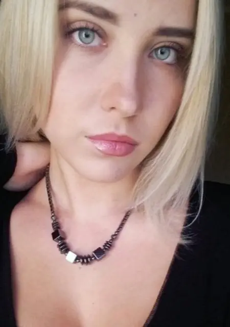 Я Виолетта, 40, знакомлюсь без обязательств в Донецке