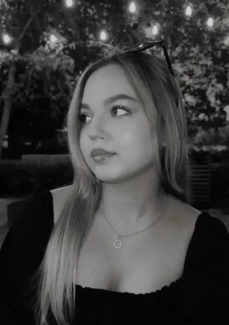 Аліна з Києва, мені 38 років, познайомлюсь для приємного проведення часу