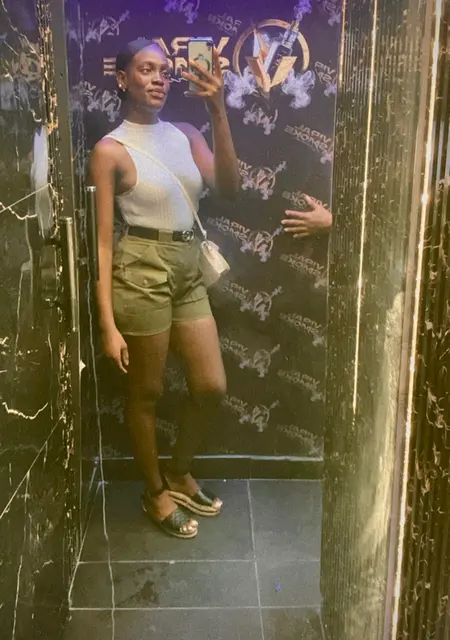 Anyelina из Санто-доминго Эста, ищу на сайте открытые отношения