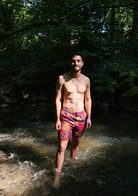 Luciano из Ворсхотен, ищу на сайте открытые отношения