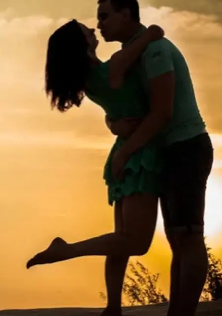 Пара из Запорожья, мне 29, познакомлюсь без обязательств