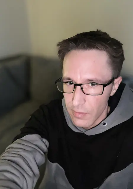 Mikee из Кауфбойрен, ищу на сайте открытые отношения