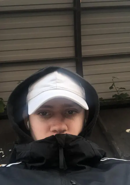 Kirill из Харькова, мне 21, познакомлюсь на одну ночь