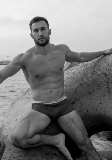 Я Андрій, 28, знакомлюсь для приятного времяпровождения в Луцке