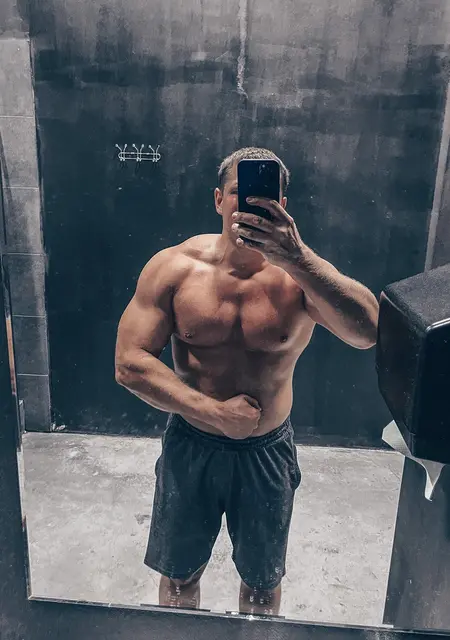 Алексей из Одессы, ищу на сайте приятное времяпровождение