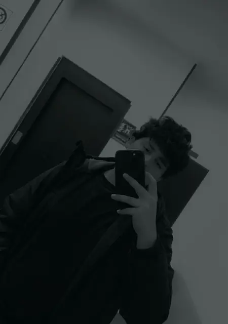 Soy Hashim, 19 años de Madrid, busco conocer gente para hacer nuevos amigos