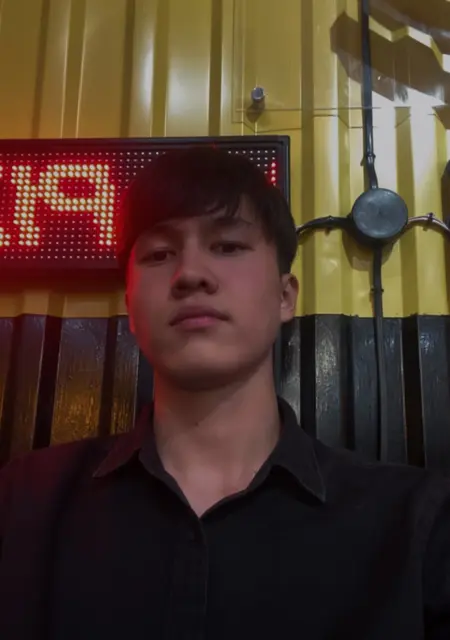 Я Бахтияр, 25, из Уральска, ищу знакомства без обязательств