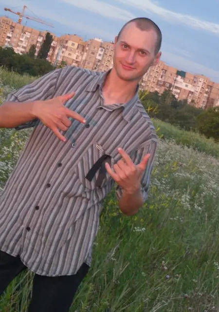 Alexandr из Кишинёва, ищу на сайте знакомства на одну ночь