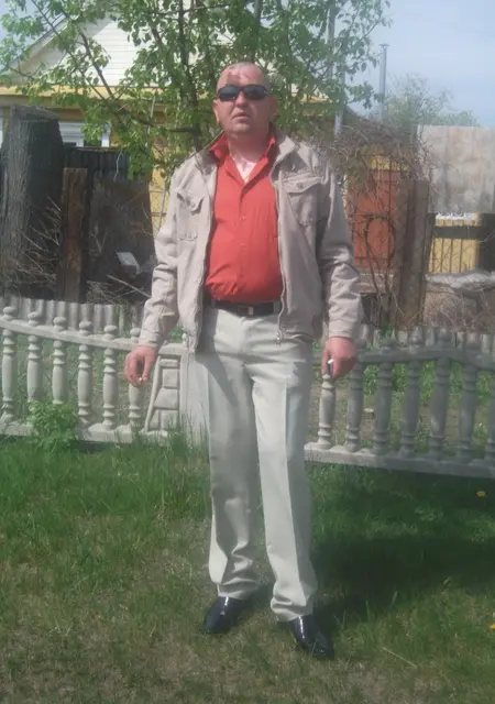 Сергей из Лунинца, мне 47, познакомлюсь для приятного времяпровождения