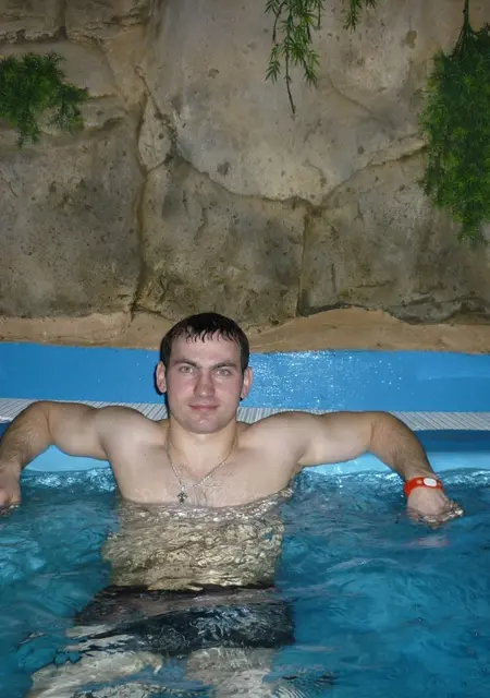 Дима из Одессы, ищу на сайте знакомства на одну ночь