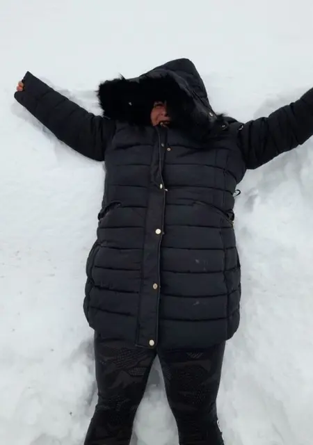 Я Laetitia, 43, из Парижа, ищу знакомство