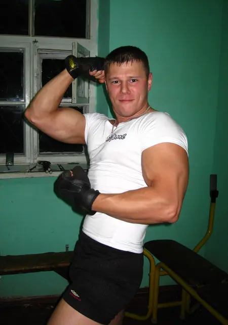 Я Роман, 46, из Макеевки, ищу знакомства на одну ночь