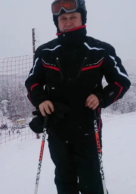 Александр из Минска, ищу на сайте знакомства на одну ночь