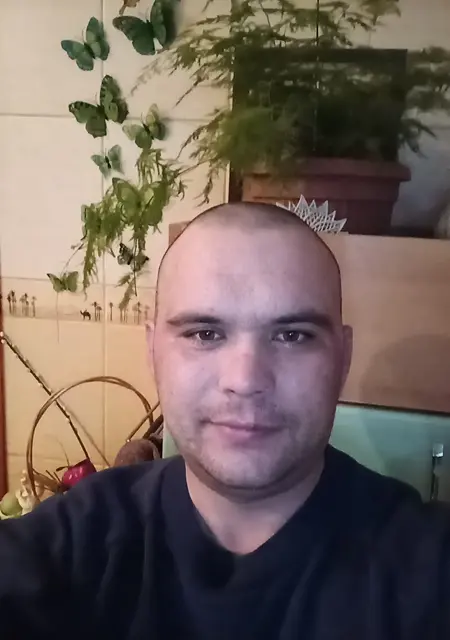 Я Пошлый, 33 років з Херсона, шукаю знайомства без зобов'язань