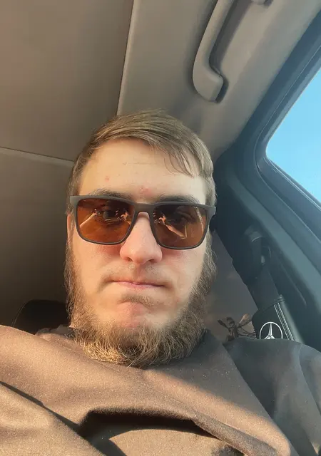 Я Duki, 29, из Амстердама, ищу знакомства без обязательств