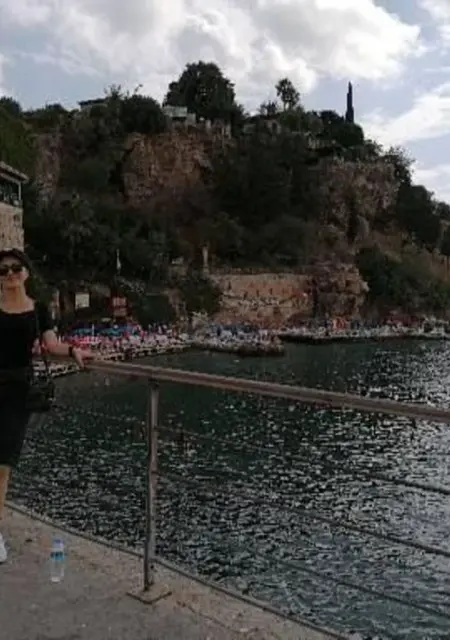 Я Darina, 44, из Стамбула, ищу знакомство