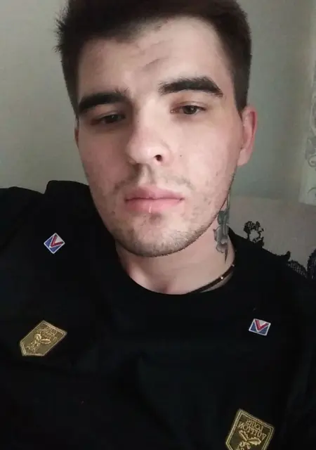 Я Олександр, 24, из Белой Церкви, ищу знакомства без обязательств