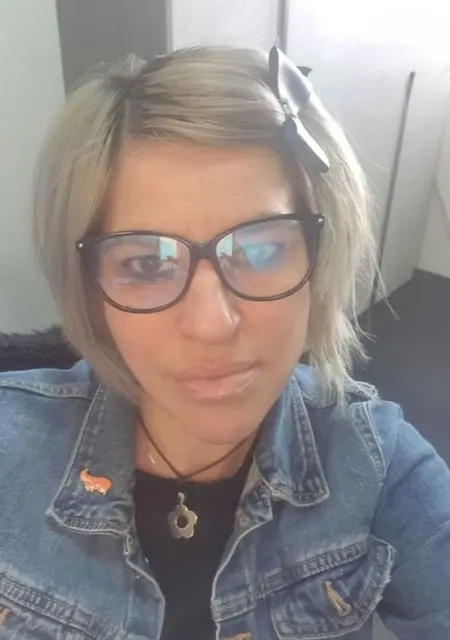 Я Codruta, 44, из Бухареста, ищу знакомство