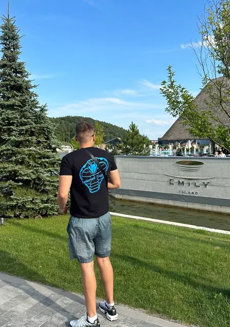 Я Dominik, 18, знакомлюсь на одну ночь в Ровно