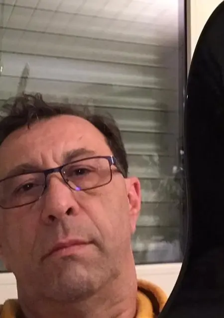 Юра из Алчевска, ищу на сайте знакомства без обязательств