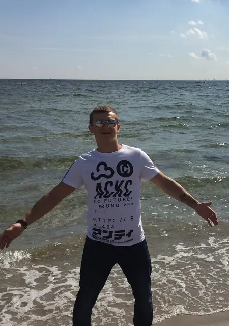 Enkey из Киева, мне 32, познакомлюсь для приятного времяпровождения