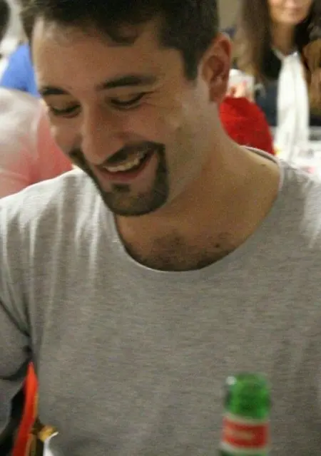 Stono из Рима, мне 33, познакомлюсь