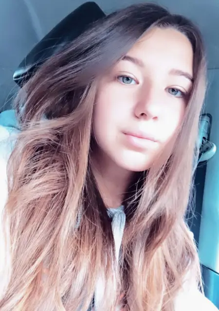 Оксана из Ивано-Франковска, мне 25, познакомлюсь для общения