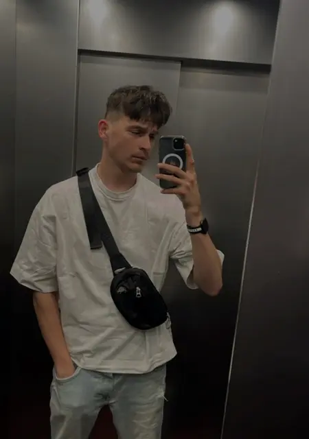 Я David, 21, знакомлюсь для вирта в Праге