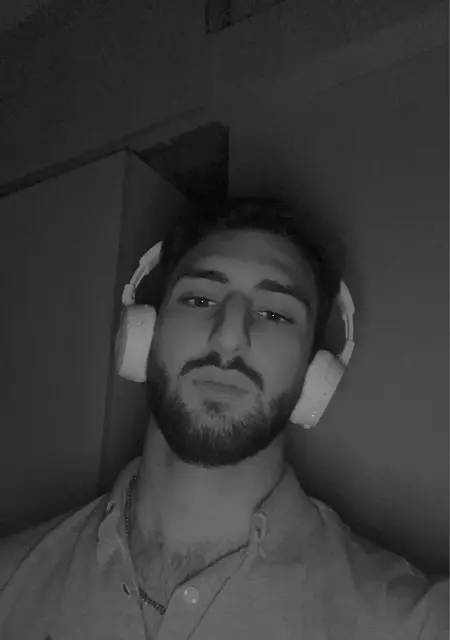 Я Farhad, 25, знакомлюсь на одну ночь в Баку