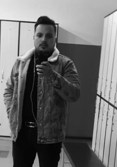 Симо из Харькова, мне 26, познакомлюсь без обязательств