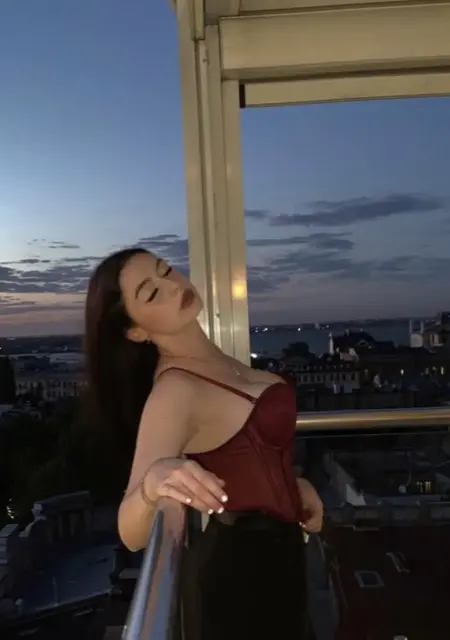 Я Лера, 20, из Киева, ищу знакомство для вирта