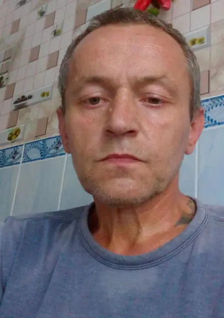 Виталий из Бреста, ищу на сайте знакомства без обязательств