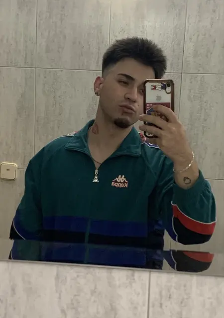 Я Juan, 23, знакомлюсь для дружбы в Мостолесе