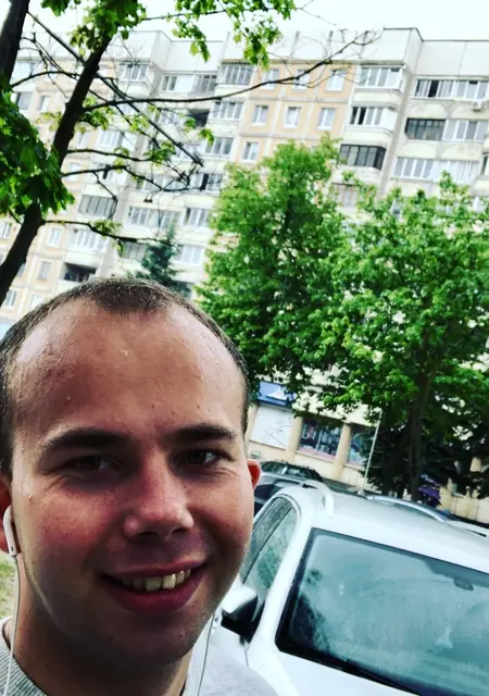 Михаил из Жлобина, ищу на сайте постоянные отношения