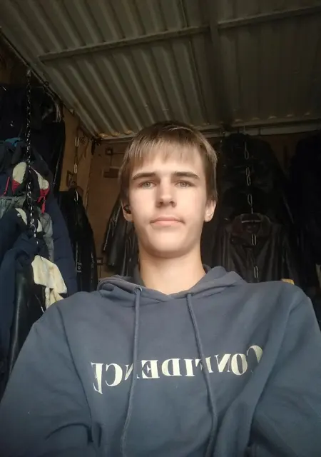 Егор из Гродно, ищу на сайте знакомства без обязательств