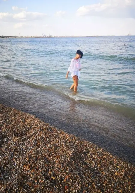 Я Melania, 27, знакомлюсь в Бухаресте