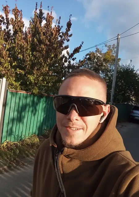 Edward из Ирпени, мне 29, познакомлюсь для общения