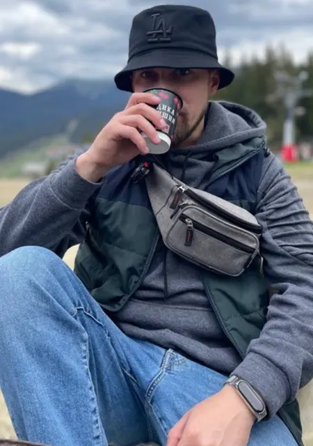 Yura из Ивано-Франковска, мне 27, познакомлюсь для дружбы