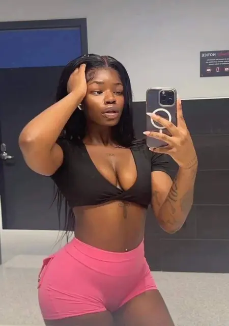 Я Mayhashira, 27, знакомлюсь для общения в Санто-доминго Эсте